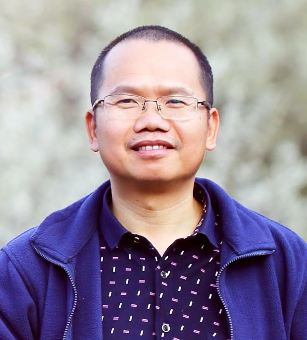 西北大學創新論壇第一千五百三十四講：高維伊辛模型的臨界現象：是平庸的， 也不太平庸