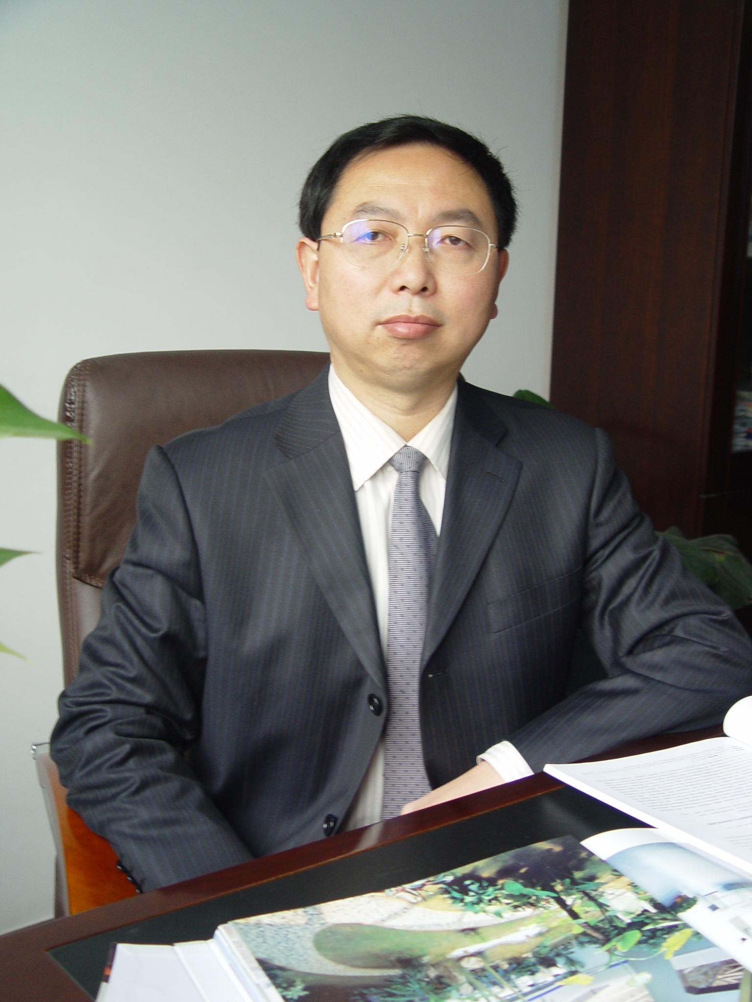 西北大學(xué)創(chuàng)新論壇第一千六百零五講：黃土地區(qū)高填方地基變形特征與工程應(yīng)對措施  