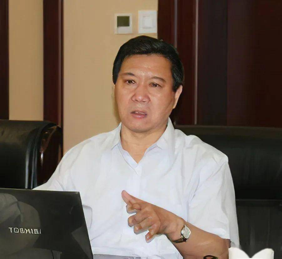 侯外廬學術講座第二百四十四講暨120周年校慶年系列活動：學術研究運用別集的三個層面