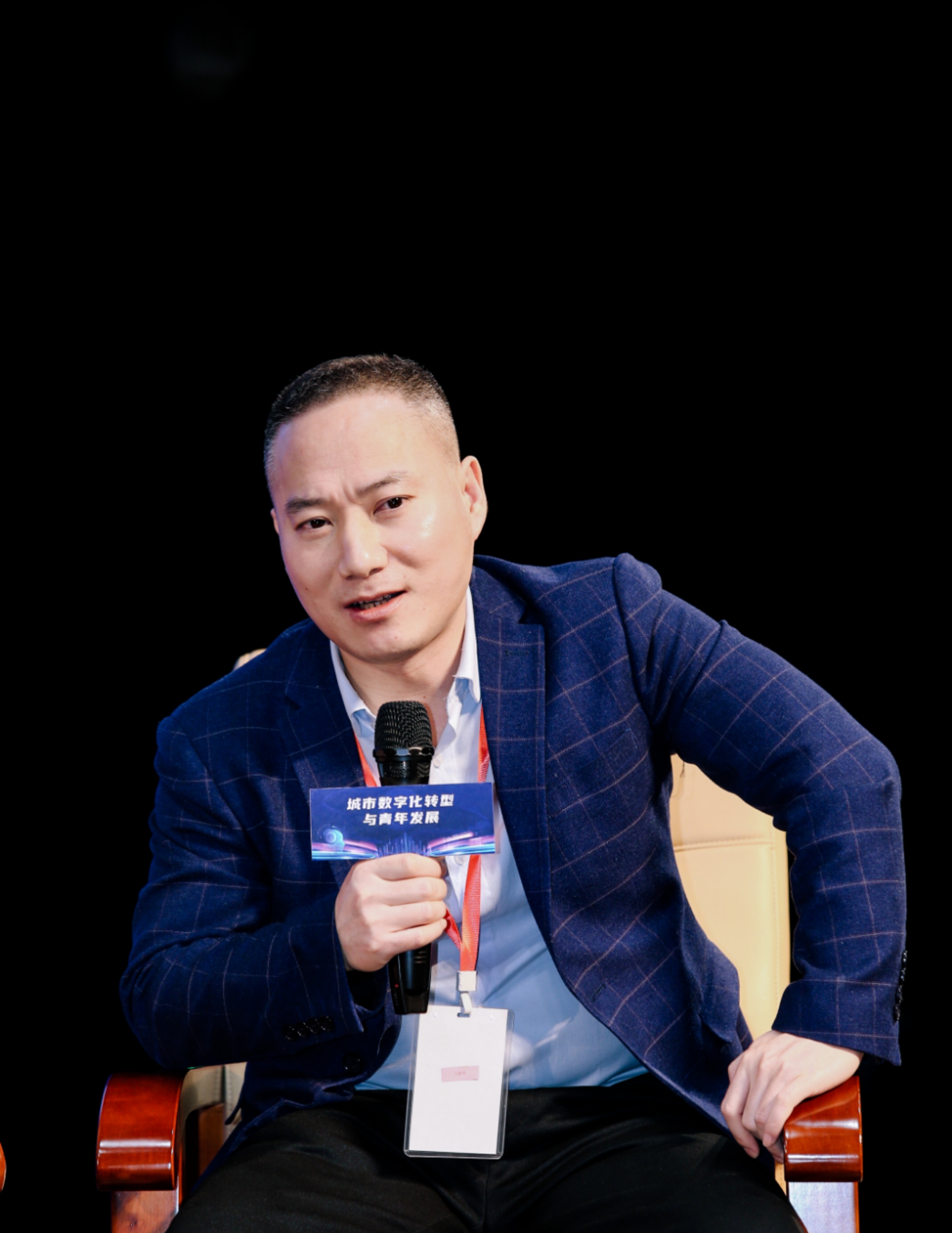 名家講壇：學術(shù)期刊視角的選題和論文